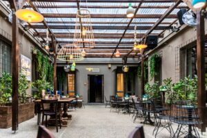 bustan bar