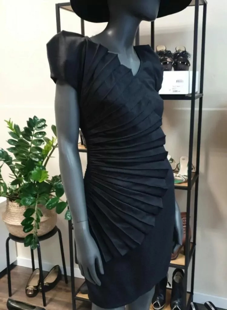 Dasha Gauser haljina, veličina 36, 285 kn, Mishka Boutique