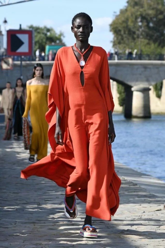 Chloe : Runway - Paris Fashion Week - Womenswear Spring Summer 2022