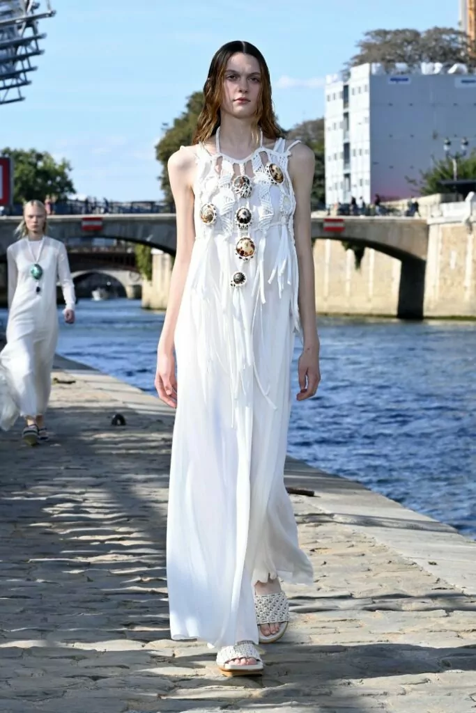 Chloe : Runway - Paris Fashion Week - Womenswear Spring Summer 2022