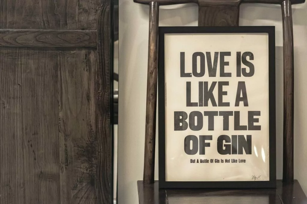 jason-wong-love is like a bottle of gin