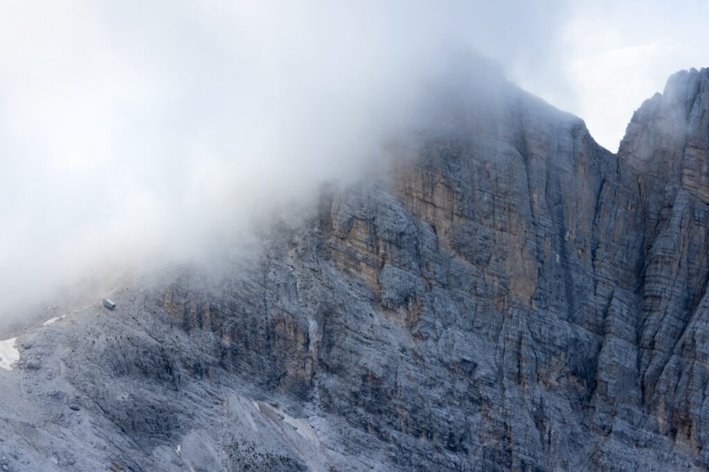 Bivouac Fanton DEMOGO - Dolomiti