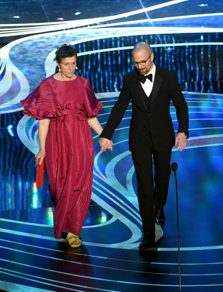 HOLLYWOOD, CALIFORNIA - FEBRUARY 24: (L-R) Frances McDormand and Sam Rockwell speak onstage during the 91st Annual Academy Awards at Dolby Theatre on February 24, 2019 in Hollywood, California. (Photo by Kevin Winter/Getty Images)
