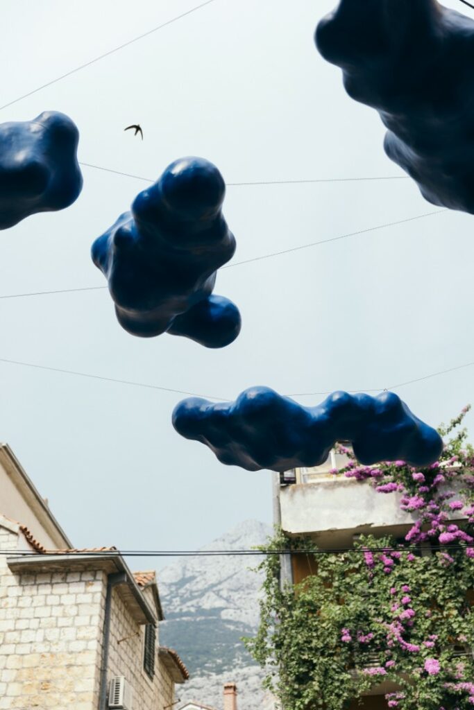 OKOLO_foto Ivona Bezmalinović, Grad Makarska