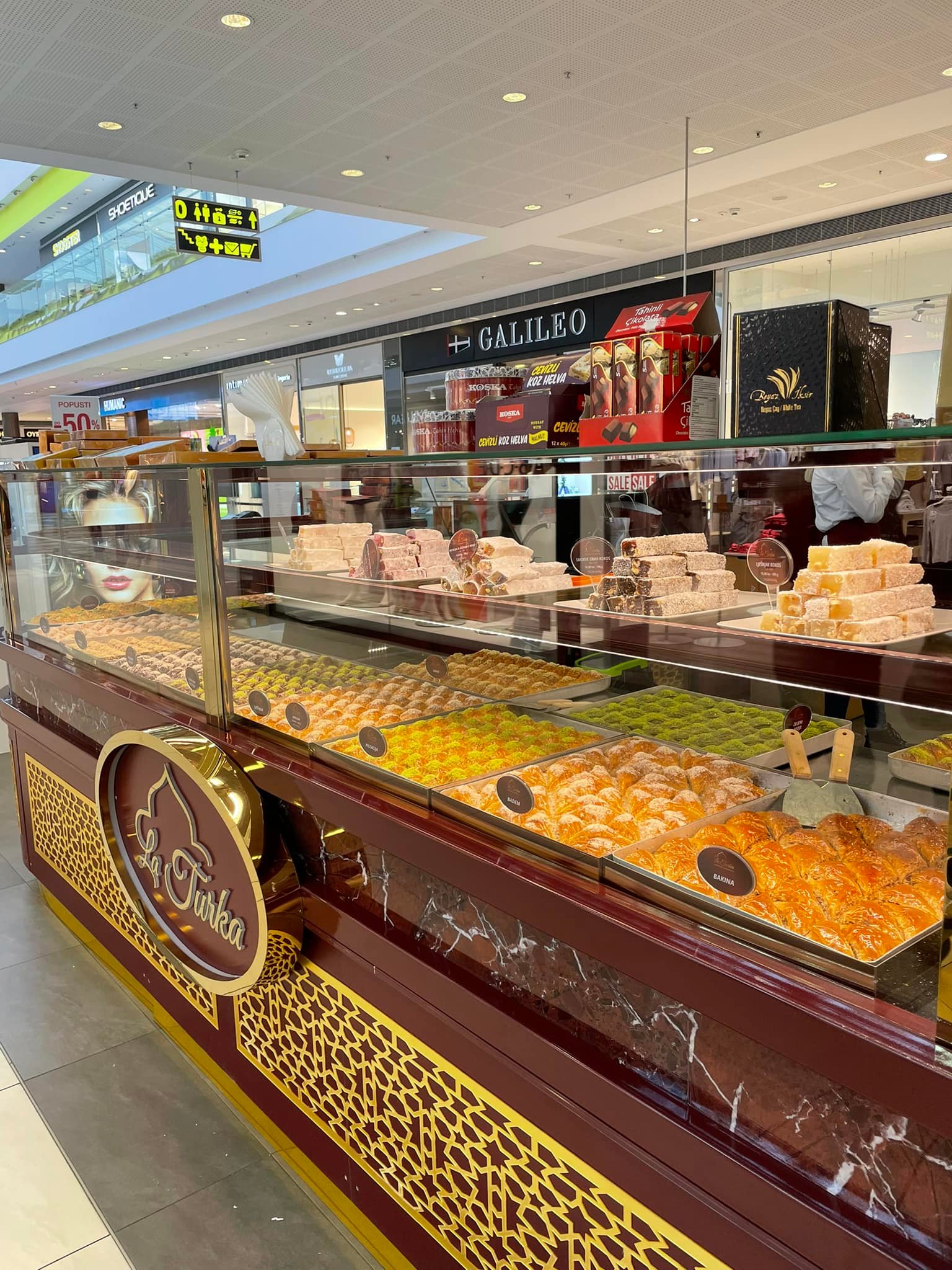 Slasti arnica La Turka I Njene Baklave Dolaze U Split Slasti arnica La Turka I Njene Baklave Dolaze U Split