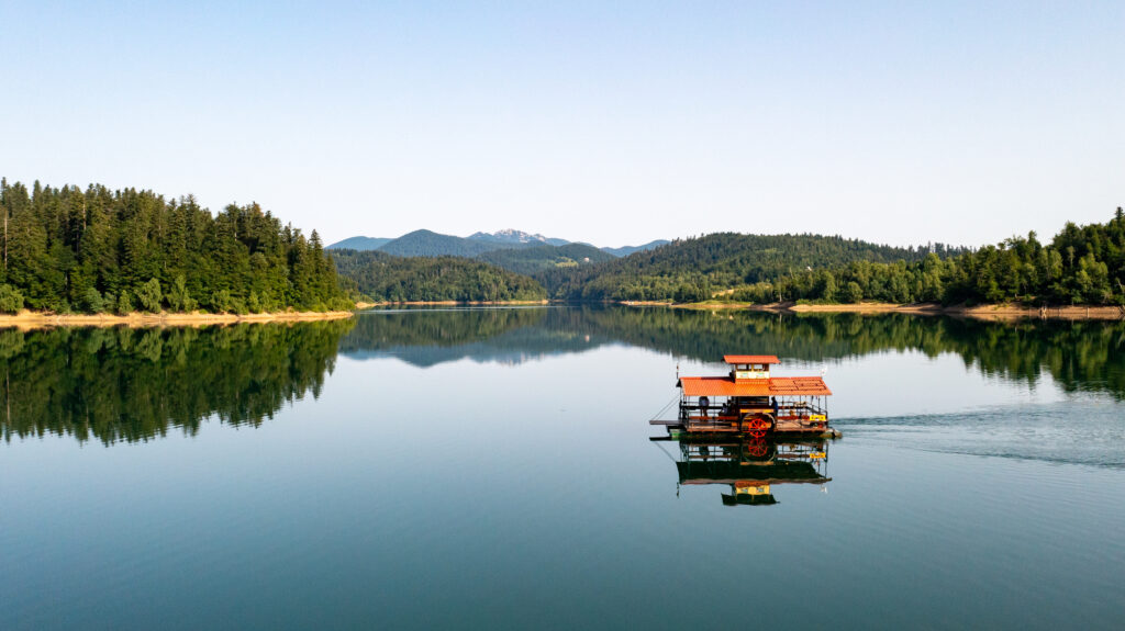 Lokvarsko jezero