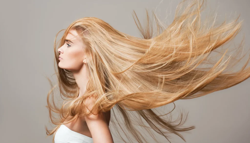 Jača kosa više nije nedostižan san zahvaljujući ovoj inovativnoj kombinaciji hijalurona i biotina u Gliss Full Hair Wonder liniji