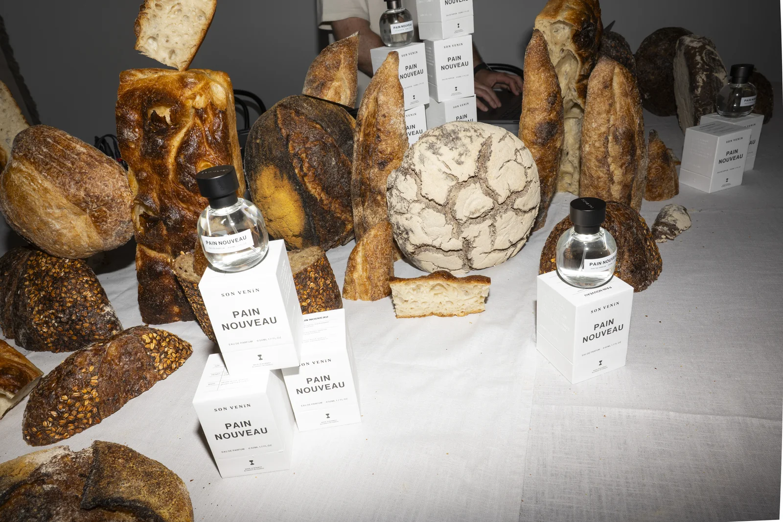The Rite Store i Bread Club predstavili novi Son Venin miris s notom kruha