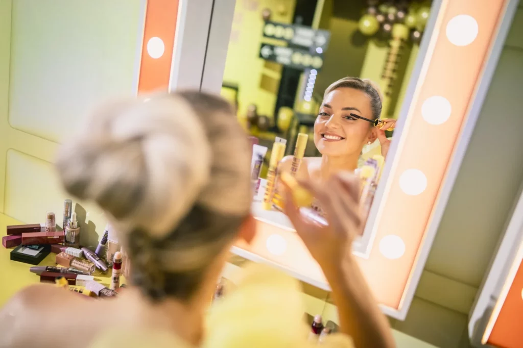 Maybelline New York je proslavio lansiranje svoje najnovije maskare – Colossal Bubble