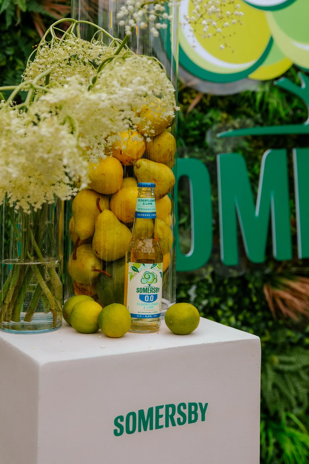 Poznat po osvježenju i dobroj atmosferi, Somersby predstavlja dva nova okusa - Somersby Malina Limeta te Somersby Bazga Limeta 0.0.