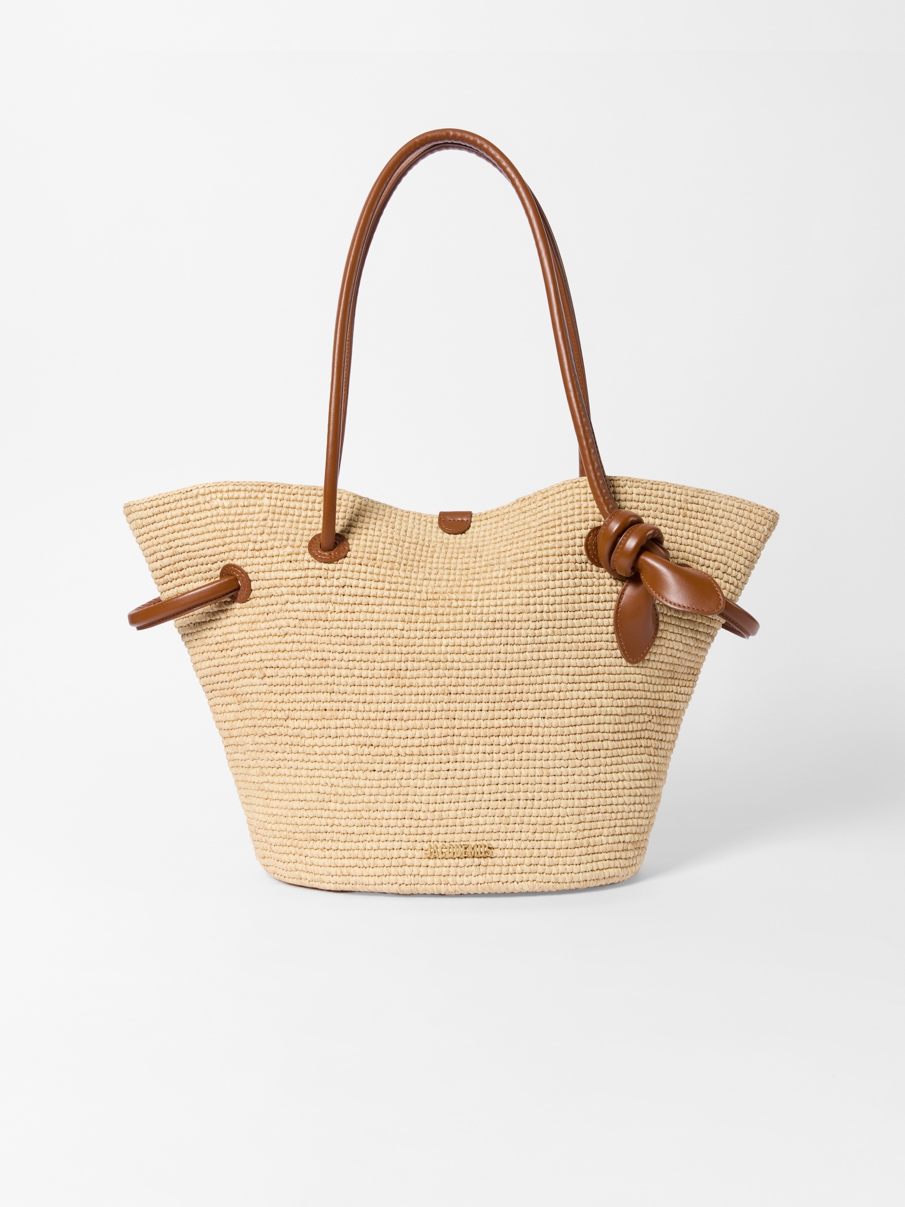 The Turismo basket