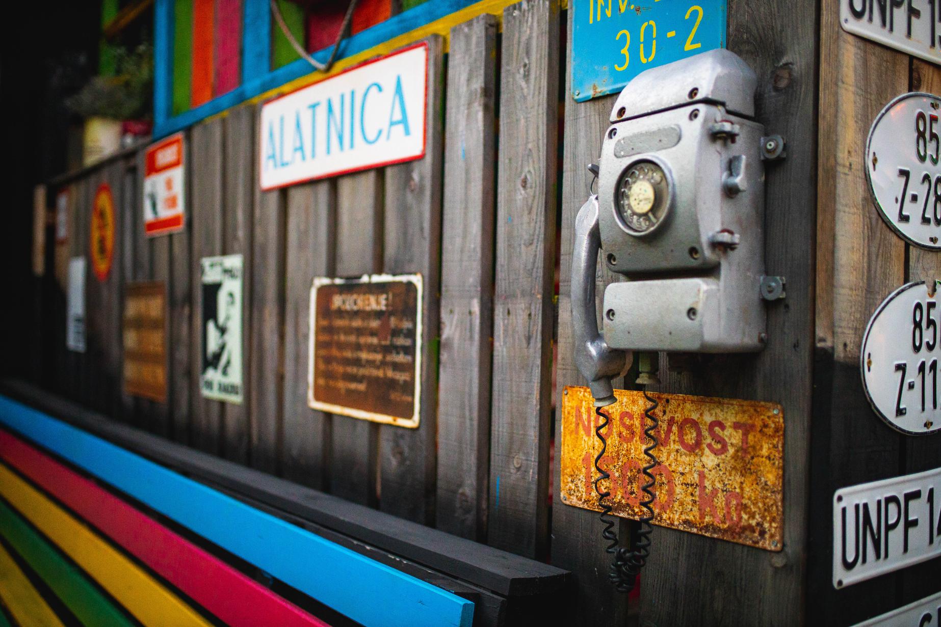 Vintage Industrial Bar ljetni vrt