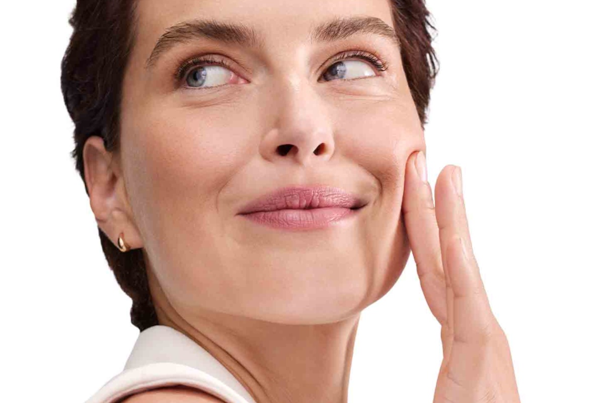 eucerin-hyaluron-filler-elasticity-ultra-light-spf-50 cover
